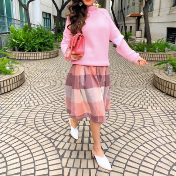 Brand new chicwish hears sweater - Picture 4 of 7